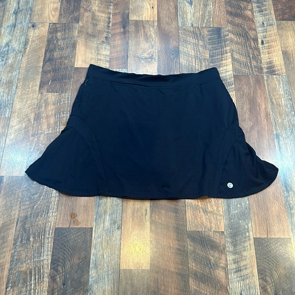 Bette & Court skirt with built in shorts XL (1400)